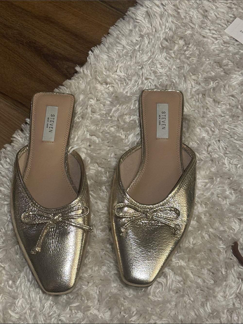 Steven New York gold slides